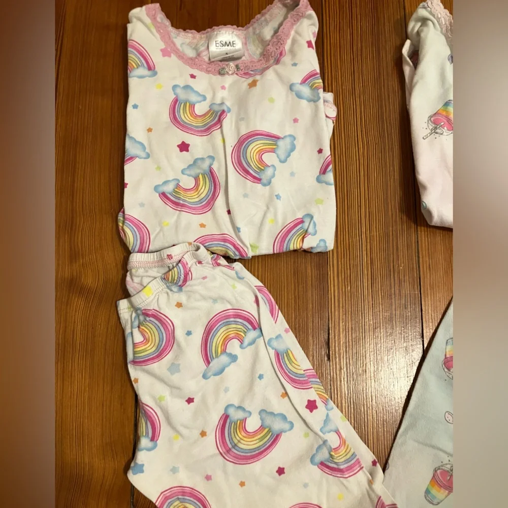 Esme Pajamas 5t - Picture 4 of 5